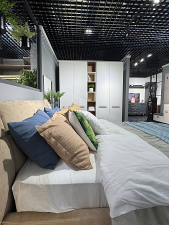 Анри спальня+столик туал.зеркало.пуф Анри спальня+столик туал.зеркало.пуф