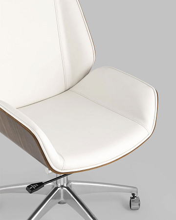 Кресло руководителя TopChairs Crown бежевое Кресло руководителя TopChairs Crown бежевое